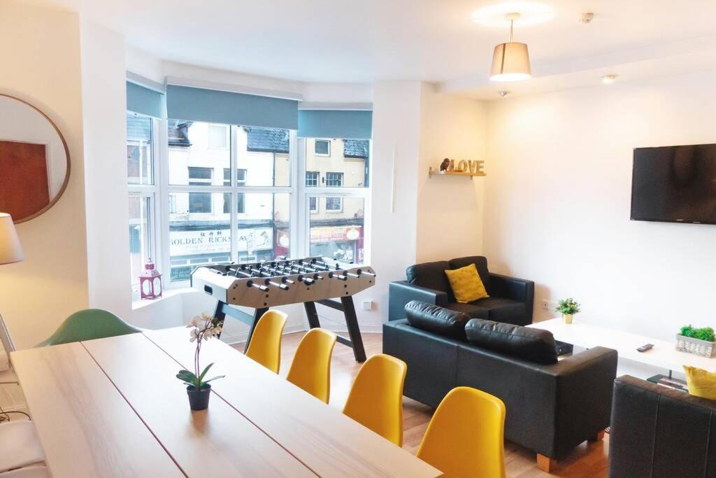 קארדיף Apartment Up To 9 Close To Centre, Big Tv And Wifi מראה חיצוני תמונה